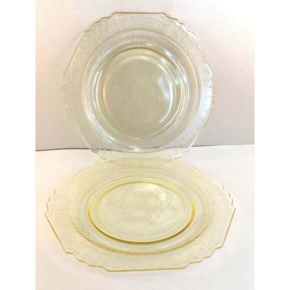 Vintage Hazel-Atlas Florentine Yellow Depression Glass Plates Set Of 2 Floral De - Picture 2 of 8